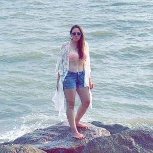 Meet your Posher, Veronica